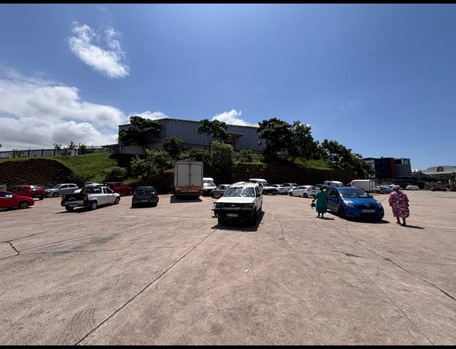 1,671M² WAREHOUSE TO LET IN RIVERHORSE VALLEY